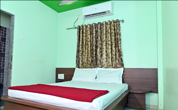 Sri Sai Datta Budget Hotel | Double Bed Non Ac room